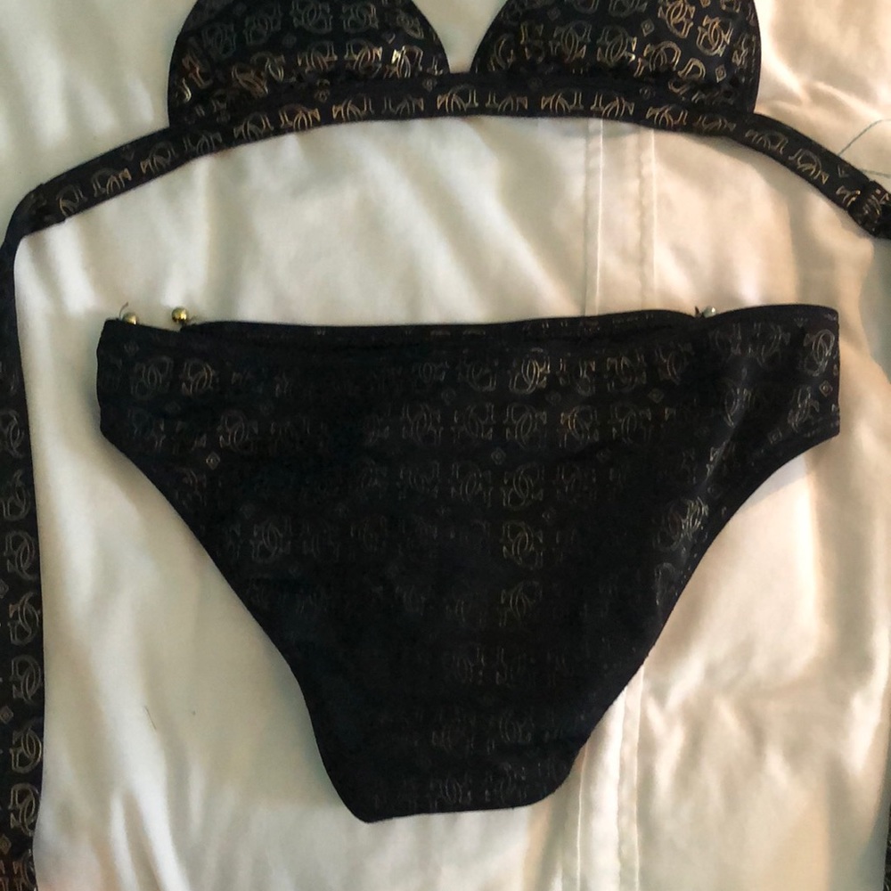GUESS bikini - Picture 4 of 6